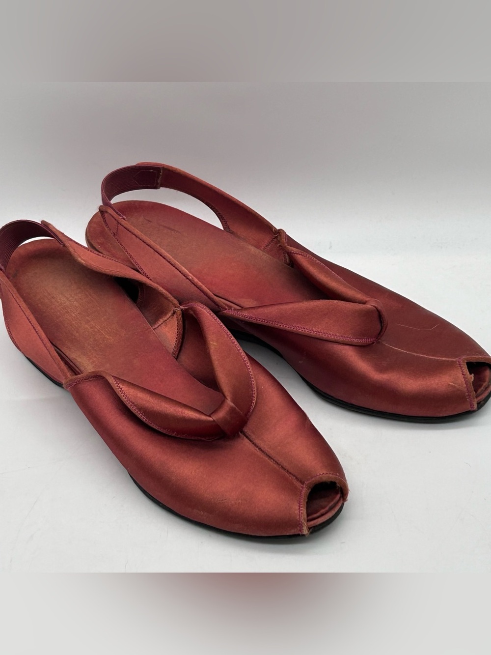 Vintage Daniel Green Slippers Wedge Rust Red Satin Boudoir Peep Toe